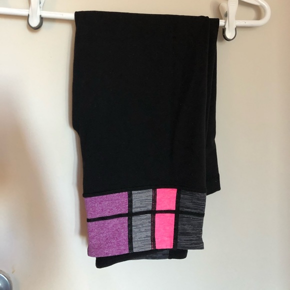 Lululemon leggings - Picture 2 of 4